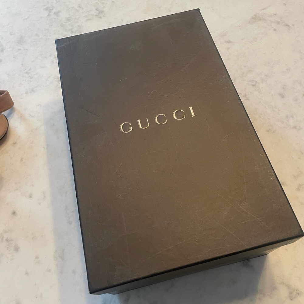 GUCCI Bamboo Accent Suede Sandals - Picture 13 of 15